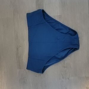 NWOT High Waisted Swim Suit Bottom